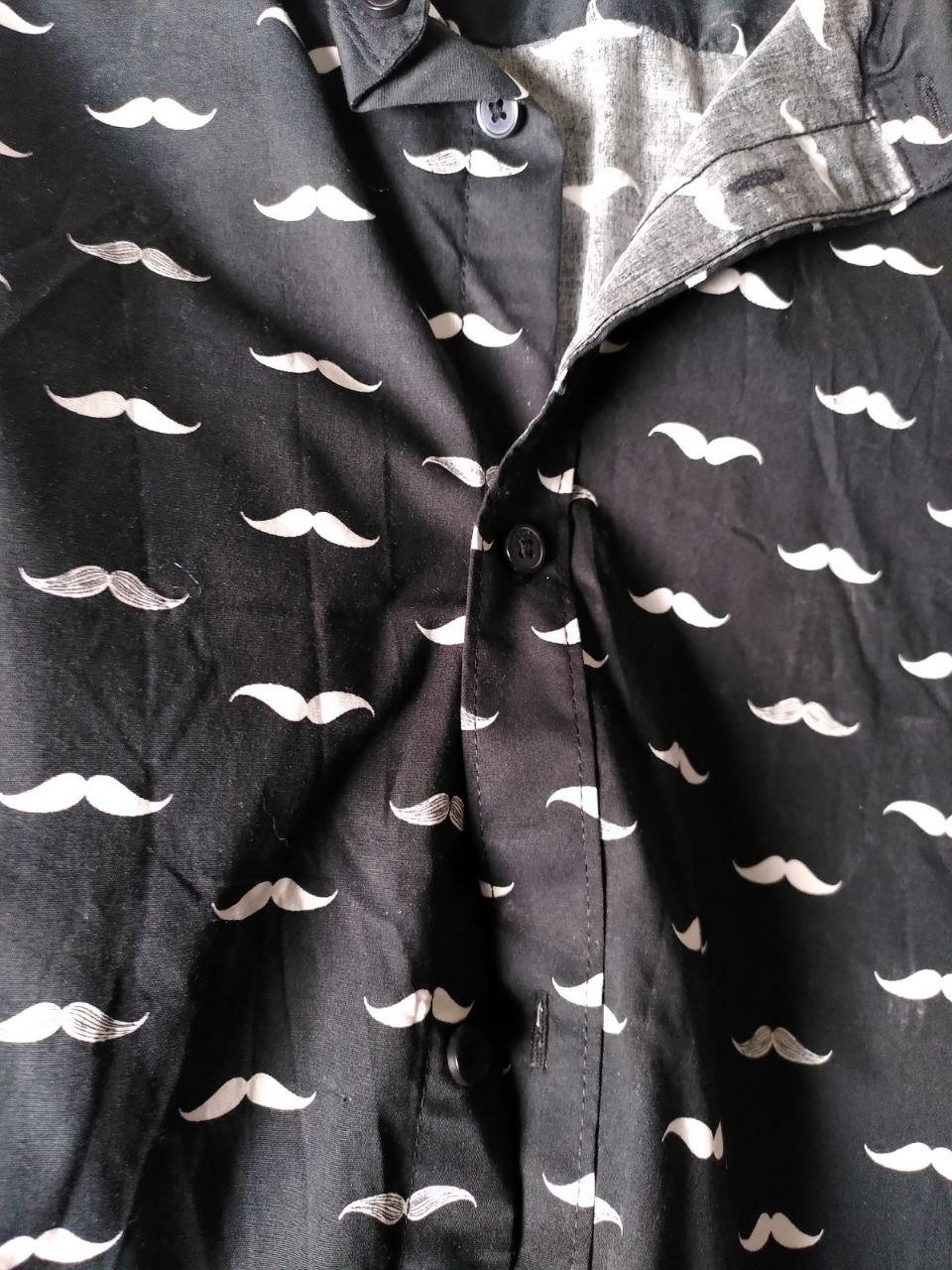 camisa_bigotes.jpg camisa_bigotes.jpg
